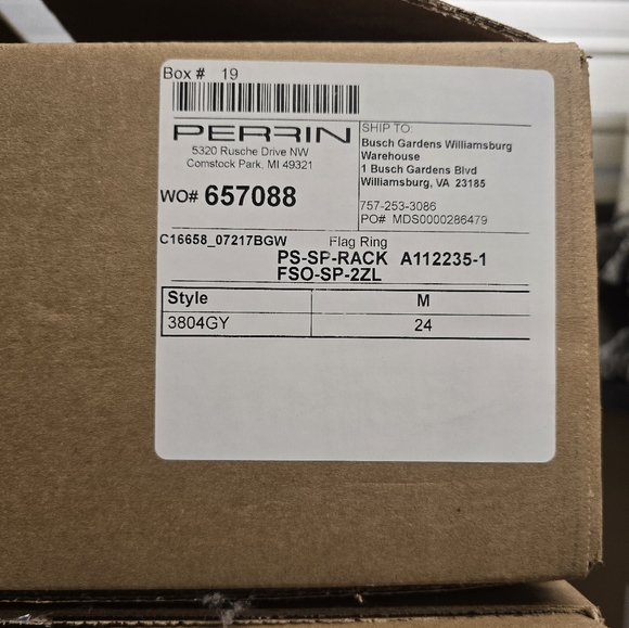 Busch Garden Old Country Tee Shirts Case 24 QTY $39.99 ea. Shirt sz M Wholesale - Picture 5 of 6